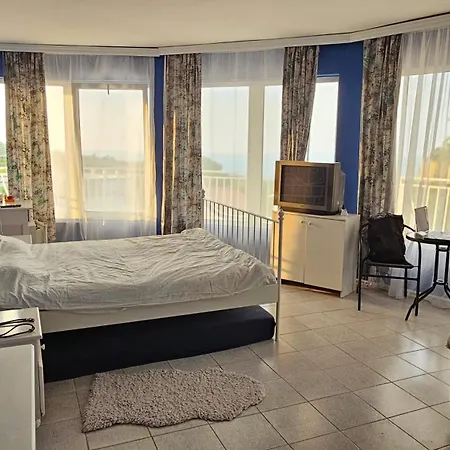 Sunrise Hotel